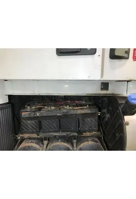 Volvo VNL Body, Misc. Parts