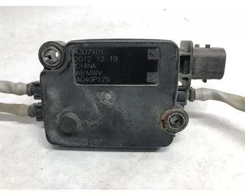 Volvo VNL Body, Misc. Parts