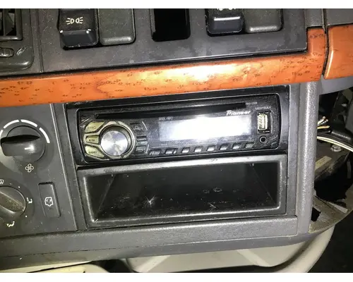 Volvo VNL Body, Misc. Parts