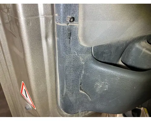 Volvo VNL Body, Misc. Parts