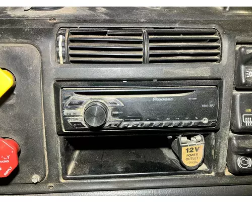 Volvo VNL Body, Misc. Parts