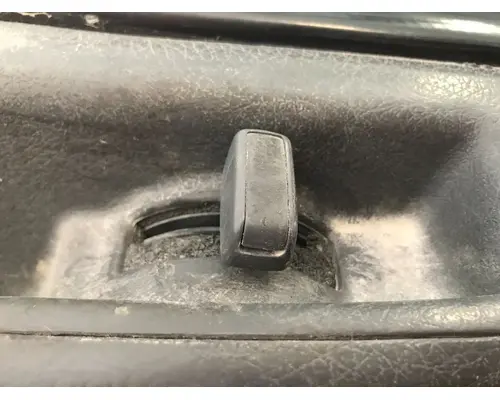 Volvo VNL Body, Misc. Parts