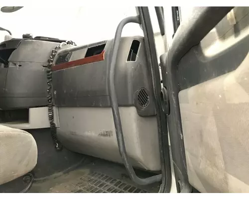 Volvo VNL Body, Misc. Parts