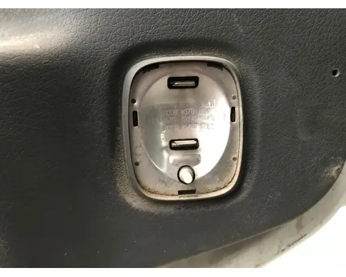 Volvo VNL Body, Misc. Parts