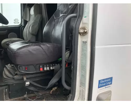 Volvo VNL Body, Misc. Parts