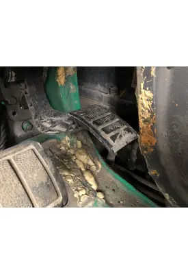 Volvo VNL Body, Misc. Parts