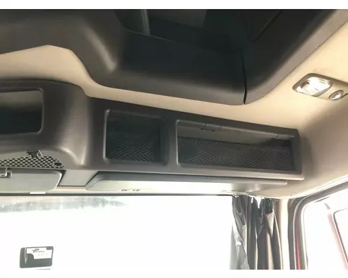 Volvo VNL Body, Misc. Parts