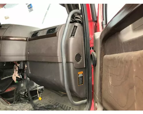 Volvo VNL Body, Misc. Parts