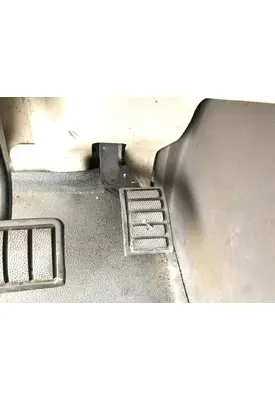 Volvo VNL Body, Misc. Parts