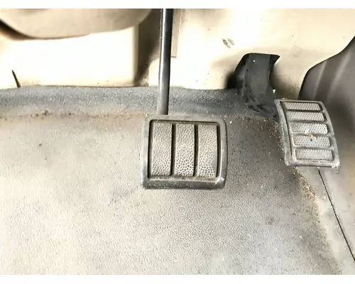 Volvo VNL Body, Misc. Parts