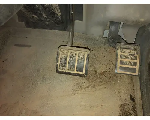 Volvo VNL Body, Misc. Parts