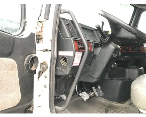 Volvo VNL Body, Misc. Parts