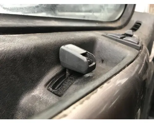 Volvo VNL Body, Misc. Parts