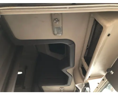 Volvo VNL Body, Misc. Parts