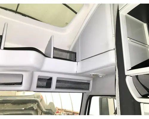 Volvo VNL Body, Misc. Parts