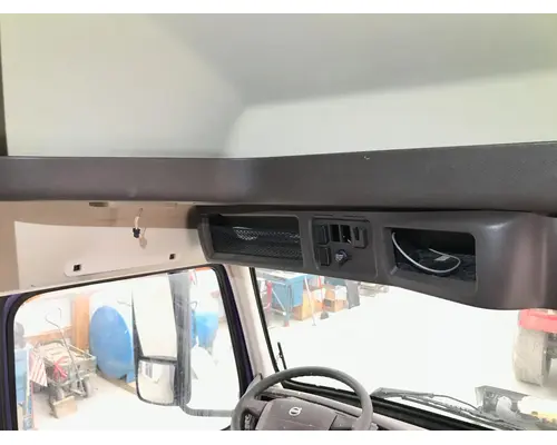 Volvo VNL Body, Misc. Parts