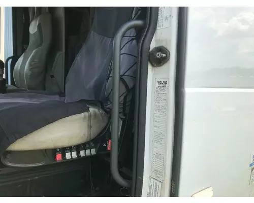 Volvo VNL Body, Misc. Parts