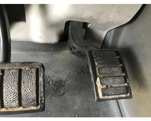 Volvo VNL Body, Misc. Parts