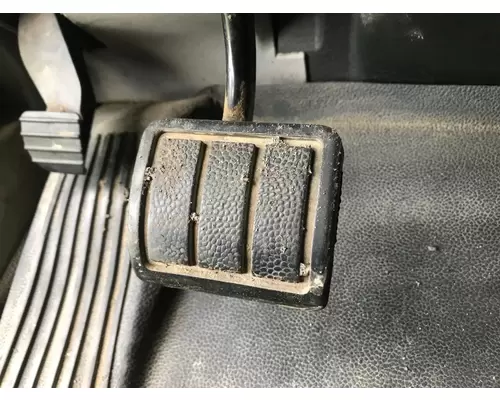 Volvo VNL Body, Misc. Parts