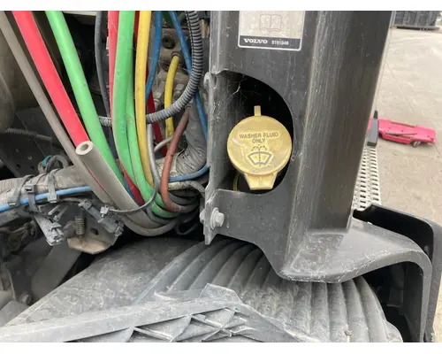 Volvo VNL Body, Misc. Parts