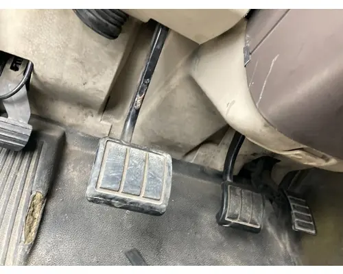 Volvo VNL Body, Misc. Parts