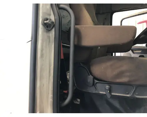 Volvo VNL Body, Misc. Parts