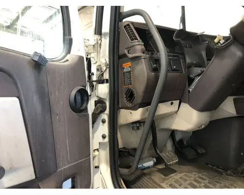 Volvo VNL Body, Misc. Parts