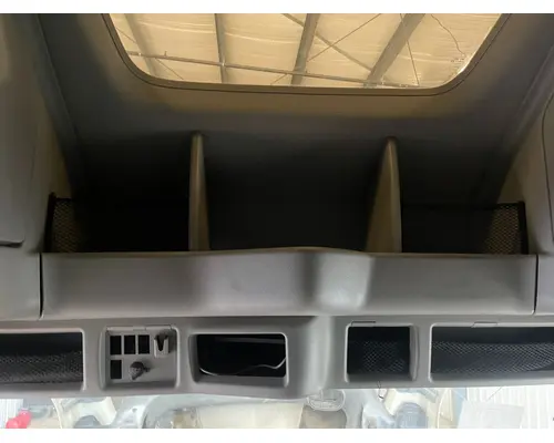 Volvo VNL Body, Misc. Parts