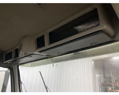 Volvo VNL Body, Misc. Parts