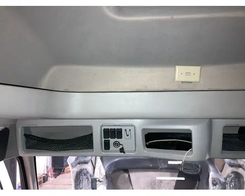 Volvo VNL Body, Misc. Parts