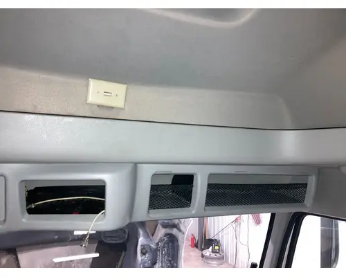 Volvo VNL Body, Misc. Parts