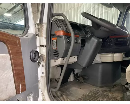 Volvo VNL Body, Misc. Parts