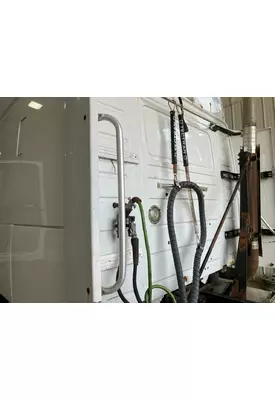 Volvo VNL Body, Misc. Parts