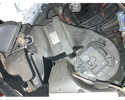 Volvo VNL Body, Misc. Parts