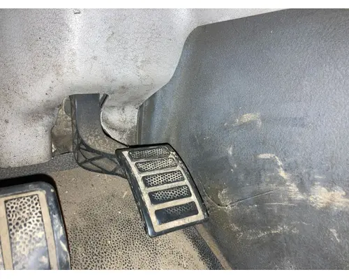 Volvo VNL Body, Misc. Parts