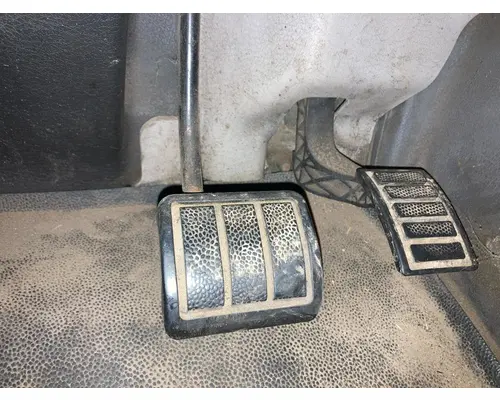 Volvo VNL Body, Misc. Parts