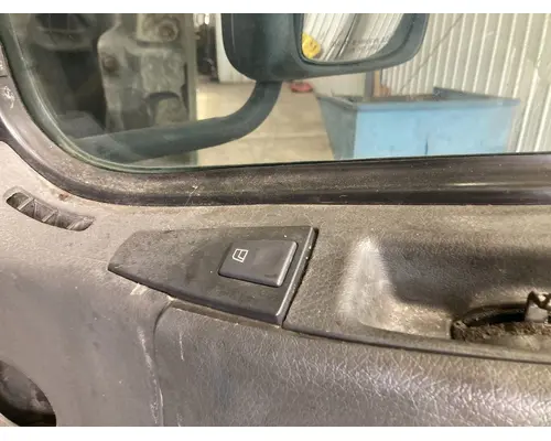 Volvo VNL Body, Misc. Parts