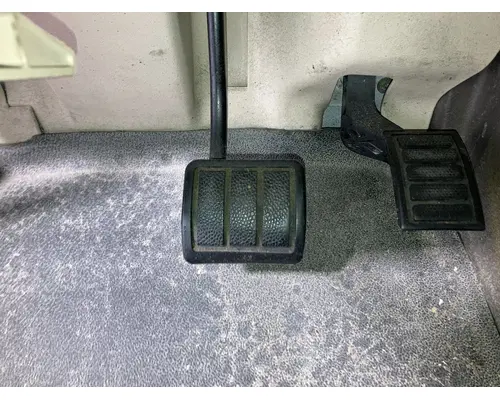 Volvo VNL Body, Misc. Parts