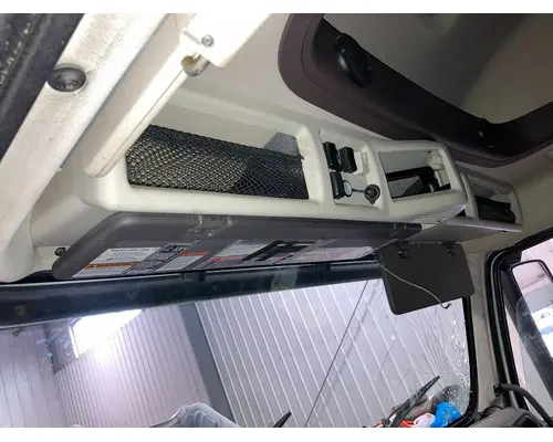 Volvo VNL Body, Misc. Parts