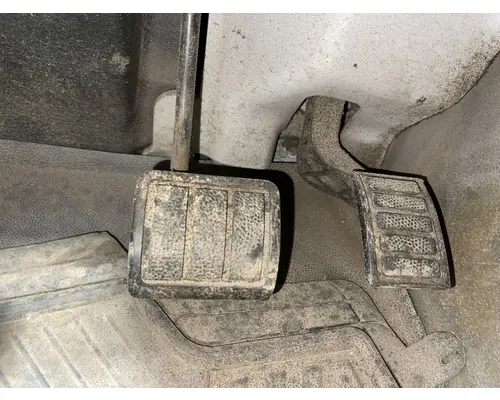 Volvo VNL Body, Misc. Parts