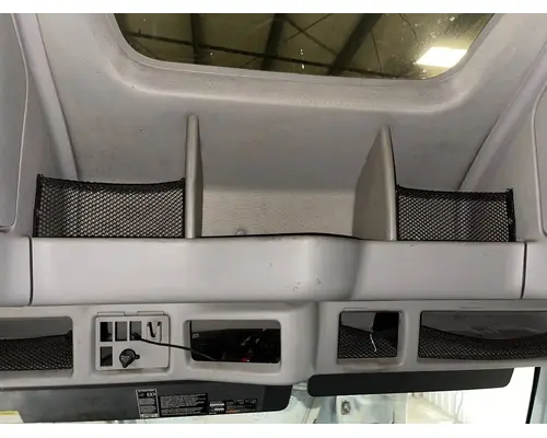 Volvo VNL Body, Misc. Parts