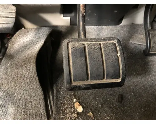 Volvo VNL Body, Misc. Parts