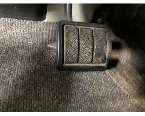 Volvo VNL Body, Misc. Parts