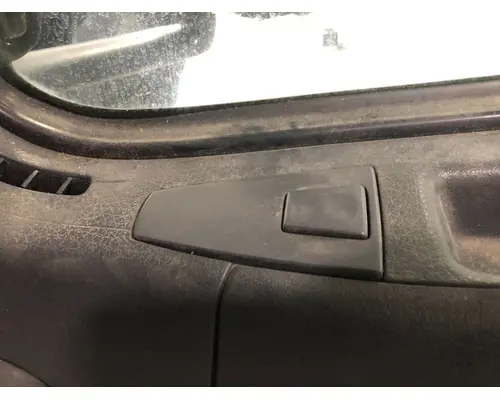 Volvo VNL Body, Misc. Parts