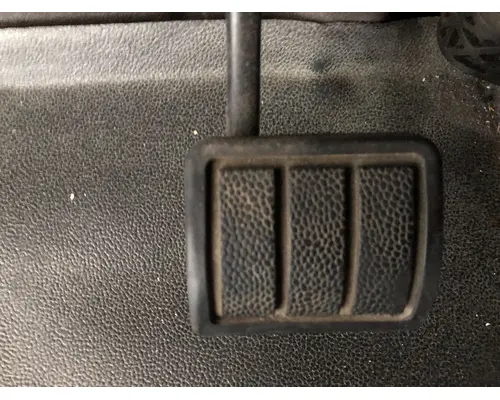 Volvo VNL Body, Misc. Parts