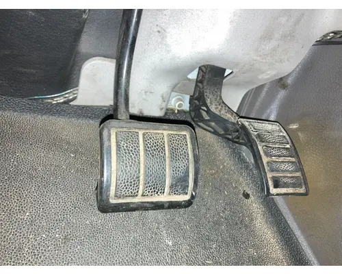 Volvo VNL Body, Misc. Parts