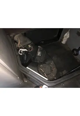 Volvo VNL Body, Misc. Parts
