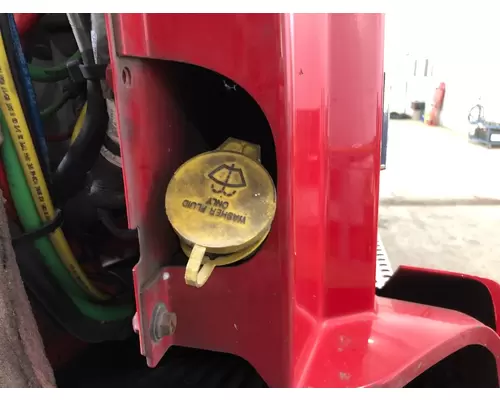 Volvo VNL Body, Misc. Parts
