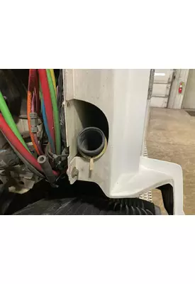 Volvo VNL Body, Misc. Parts