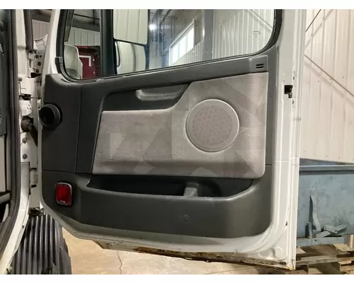 Volvo VNL Body, Misc. Parts